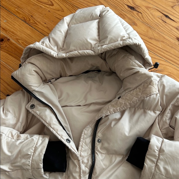 Quince Women's Cream Hooded Puffer Jacket - Picture 3 of 5